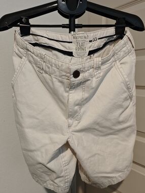 Aeropostale Men’s Cream Color Flat-Front Casual Shorts Size 33